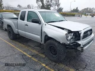 ✅ 2011 Toyota Tacoma • VIN: 5TFTX4CN3BX009700 • Lot: 41746280. Listed on IAAI with 148,170 mi. Free auction sales archive from the USA and detailed vehicle history report at DreamBid. Image 1.