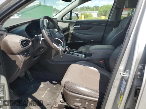 ✅ 2020 Hyundai Santa Fe Limited • VIN: 5NMS53AD2LH206339 • Lot: 66651265. Wystawiony na Copart z przebiegiem 146 808 mil. Bezpłatny archiwum sprzedaży aukcyjnych z USA i szczegółowy raport historii pojazdu na DreamBid. Zdjęcie 7.