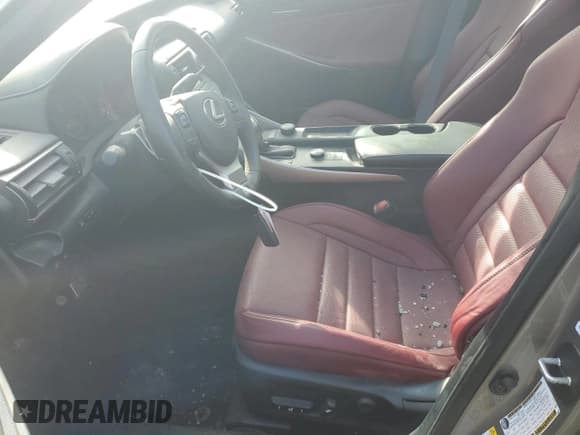 ✅ 2018 Lexus IS 300 • VIN: JTHC81D27J5033779 • Lot: 61334855. Wystawiony na Copart z przebiegiem 72 077 mil. Bezpłatny archiwum sprzedaży aukcyjnych z USA i szczegółowy raport historii pojazdu na DreamBid. Zdjęcie 7.