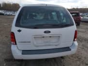 ✅ 2005 Ford Freestar S • VIN: 2FMZA506X5BA29173 • Лот: 45716925. Опубликован ранее на Copart с пробегом 110 983 миль. Бесплатный доступ к архиву аукционных продаж из США и подробный отчёт об истории автомобиля на DreamBid. Изображение 6.