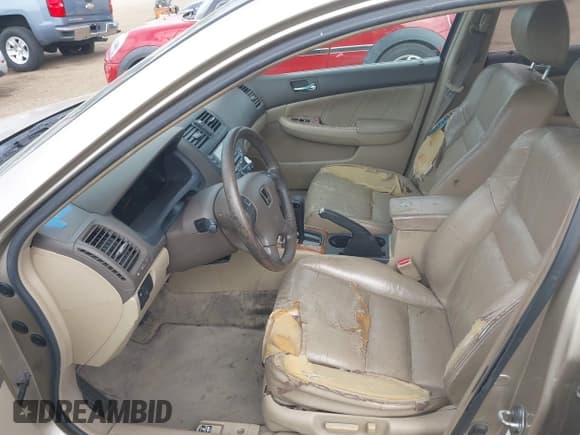 ✅ 2004 Honda Accord EX • VIN: 1HGCM66594A094842 • Lot: 42136220. Listed on IAAI with 154,418 mi. Free auction sales archive from the USA and detailed vehicle history report at DreamBid. Image 5.