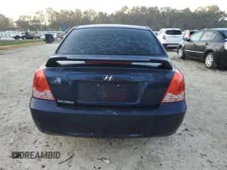 2005 Hyundai Elantra GLS z VIN KMHDN46D25U968715, wystawiony jako Copart lot #77871704 z przebiegiem 223 498 mil mil oraz Szkoda całkowita • Salvage title. Historia ofert i sprzedaży dostępna na DreamBid. Obrazek 6.