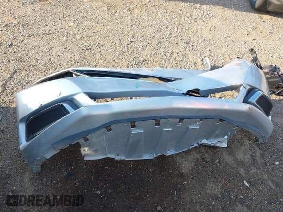 ✅ 2015 Chevrolet Impala LS • VIN: 2G11X5SL6F9135009 • Lot: 42727418. Listed on IAAI with 140,164 mi. Free auction sales archive from the USA and detailed vehicle history report at DreamBid. Image 12.