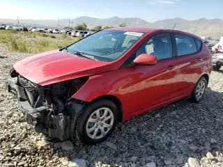 ✅ 2013 Hyundai Accent GS • VIN: KMHCT5AE8DU059917 • Лот: 74444014. Опубликован ранее на Copart с пробегом 66 693 миль. Бесплатный доступ к архиву аукционных продаж из США и подробный отчёт об истории автомобиля на DreamBid. Изображение 1.