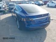 ✅ 2017 Tesla Model S 60 • VIN: 5YJSA1E16HF178814 • Lot: 43813953. Wystawiony na IAAI z przebiegiem 93 309 mil. Bezpłatny archiwum sprzedaży aukcyjnych z USA i szczegółowy raport historii pojazdu na DreamBid. Zdjęcie 3.