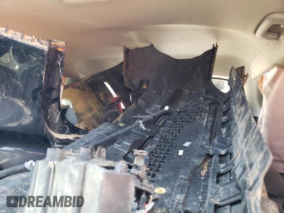 ✅ 2019 Kia Niro EX • VIN: KNDCE3LC3K5258539 • Лот: 70483665. Опубликован ранее на Copart с пробегом Не указан. Бесплатный доступ к архиву аукционных продаж из США и подробный отчёт об истории автомобиля на DreamBid. Изображение 10.