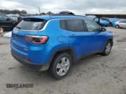 ✅ 2022 Jeep Compass Latitude • VIN: 3C4NJCBBXNT229704 • Lot: 90635135. Listed on Copart with 28,015 mi. Free auction sales archive from the USA and detailed vehicle history report at DreamBid. Image 3.