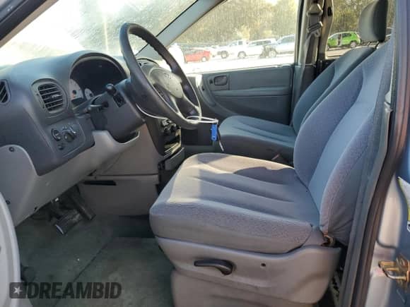 2006 Dodge Grand Caravan SE with VIN 1D4GP24R06B636447, listed as a Copart auction lot 84297505 with 122,072 mi miles and Clean title. Bid and sale history available at DreamBid. Image 7.