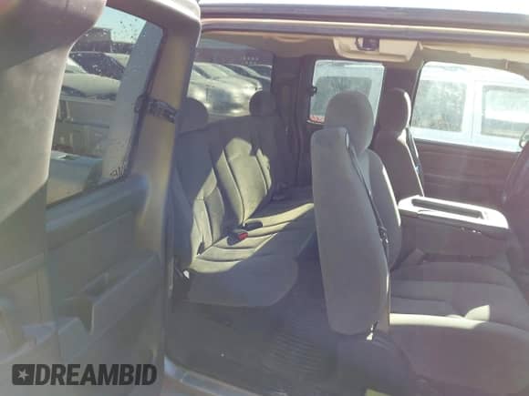 2004 Chevrolet Silverado 1500 LS with VIN 2GCEC19V541238647, listed as a IAAI auction lot 43480927 with 223,567 mi miles and . Bid and sale history available at DreamBid. Image 8.