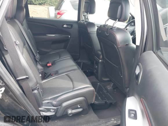 ✅ 2018 Dodge Journey GT • VIN: 3C4PDCEG2JT473218 • Lot: 43025598. Wystawiony na IAAI z przebiegiem 70 603 mil. Bezpłatny archiwum sprzedaży aukcyjnych z USA i szczegółowy raport historii pojazdu na DreamBid. Zdjęcie 8.