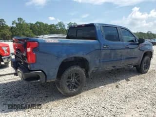 ✅ 2021 Chevrolet Silverado 1500 LT Trail Boss • VIN: 3GCPYFED7MG369901 • Lot: 62122564. Wystawiony na Copart z przebiegiem 38 180 mil. Bezpłatny archiwum sprzedaży aukcyjnych z USA i szczegółowy raport historii pojazdu na DreamBid. Zdjęcie 3.