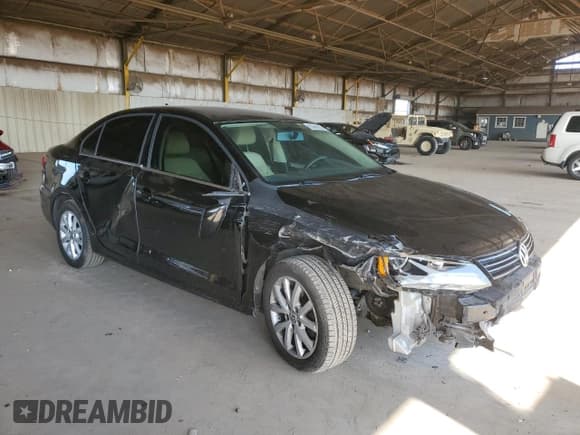 ✅ 2013 Volkswagen Jetta SE • VIN: 3VWDX7AJ8DM254424 • Lot: 80946305. Wystawiony na Copart z przebiegiem 108 067 mil. Bezpłatny archiwum sprzedaży aukcyjnych z USA i szczegółowy raport historii pojazdu na DreamBid. Zdjęcie 4.