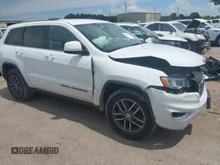 ✅ 2018 Jeep Grand Cherokee Laredo • VIN: 1C4RJEAG8JC513624 • Лот: 42581587. Опубликован ранее на IAAI с пробегом 89 216 миль. Бесплатный доступ к архиву аукционных продаж из США и подробный отчёт об истории автомобиля на DreamBid. Изображение 1.