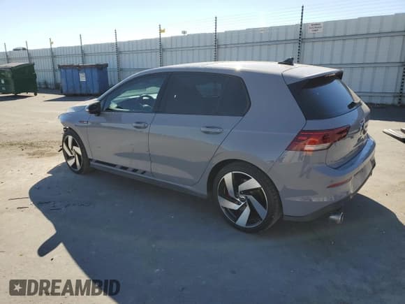 ✅ 2023 Volkswagen Golf GTI SE • VIN: WVWRA7CD4PW145979 • Лот: 84977595. Опубликован ранее на Copart с пробегом 32 041 миль. Бесплатный доступ к архиву аукционных продаж из США и подробный отчёт об истории автомобиля на DreamBid. Изображение 2.