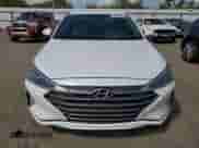 2019 Hyundai Elantra SE z VIN 5NPD74LF5KH459485, wystawiony jako Copart lot #71920855 z przebiegiem 81 720 mil mil oraz Szkoda całkowita • Salvage title. Historia ofert i sprzedaży dostępna na DreamBid. Obrazek 5.