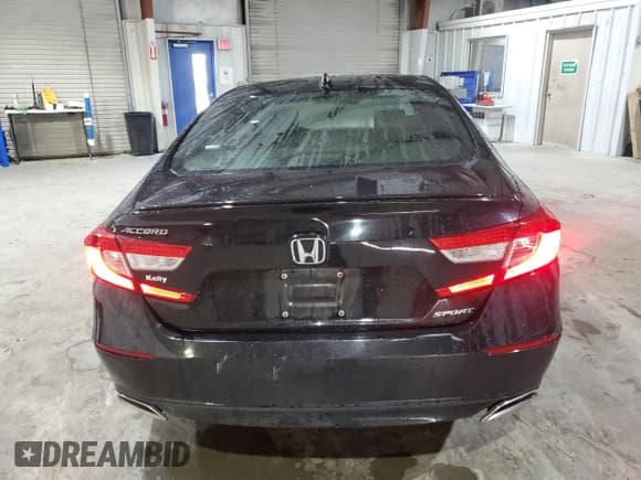 ✅ 2020 Honda Accord Sport • VIN: 1HGCV1F34LA156435 • Lot: 90798345. Wystawiony na Copart z przebiegiem 63 149 mil. Bezpłatny archiwum sprzedaży aukcyjnych z USA i szczegółowy raport historii pojazdu na DreamBid. Zdjęcie 6.