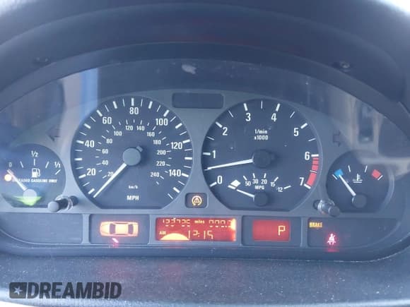 ✅ 2001 BMW 3 Series 325i • VIN: WBAAV33451FU76522 • Lot: 43149592. Wystawiony na IAAI z przebiegiem Nie podano. Bezpłatny archiwum sprzedaży aukcyjnych z USA i szczegółowy raport historii pojazdu na DreamBid. Zdjęcie 7.