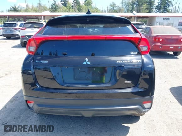 ✅ 2018 Mitsubishi Eclipse Cross LE • VIN: JA4AT4AA7JZ046359 • Лот: 42985728. Опубликован ранее на IAAI с пробегом Не указан. Бесплатный доступ к архиву аукционных продаж из США и подробный отчёт об истории автомобиля на DreamBid. Изображение 17.