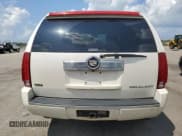 ✅ 2010 Cadillac Escalade • VIN: 1GYUKAEF8AR169401 • Лот: 68390435. Опубликован ранее на Copart с пробегом 308 147 миль. Бесплатный доступ к архиву аукционных продаж из США и подробный отчёт об истории автомобиля на DreamBid. Изображение 6.