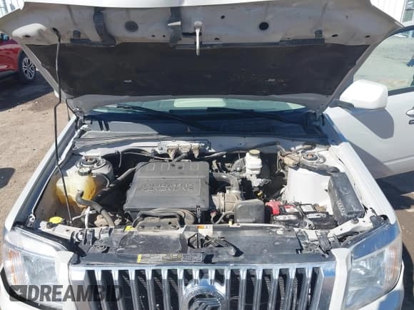 ✅ 2009 Mercury Mariner Premier • VIN: 4M2CU87G69KJ11232 • Lot: 41761605. Wystawiony na IAAI z przebiegiem 63 239 mil. Bezpłatny archiwum sprzedaży aukcyjnych z USA i szczegółowy raport historii pojazdu na DreamBid. Zdjęcie 10.