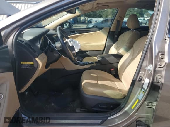 ✅ 2014 Hyundai Sonata Limited • VIN: 5NPEC4AC7EH895705 • Lot: 85545185. Listed on Copart with 82,427 mi. Free auction sales archive from the USA and detailed vehicle history report at DreamBid. Image 7.