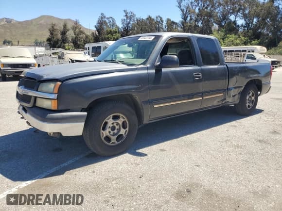 ✅ 2003 Chevrolet Silverado 1500 LS • VIN: 2GCEC19V531269329 • Лот: 68042234. Опубликован ранее на Copart с пробегом 301 542 миль. Бесплатный доступ к архиву аукционных продаж из США и подробный отчёт об истории автомобиля на DreamBid. Изображение 1.