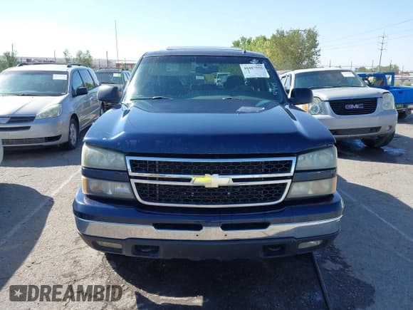 ✅ 2006 Chevrolet Silverado 1500 LT1 • VIN: 2GCEK13Z961264945 • Лот: 40487555. Опубликован ранее на IAAI с пробегом 242 649 миль. Бесплатный доступ к архиву аукционных продаж из США и подробный отчёт об истории автомобиля на DreamBid. Изображение 12.