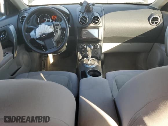 ✅ 2010 Nissan Rogue S • VIN: JN8AS5MT4AW011098 • Lot: 92191155. Wystawiony na Copart z przebiegiem 187 061 mil. Bezpłatny archiwum sprzedaży aukcyjnych z USA i szczegółowy raport historii pojazdu na DreamBid. Zdjęcie 8.