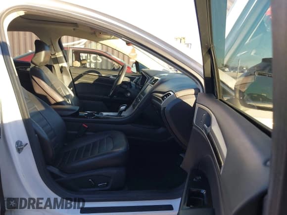 ✅ 2016 Ford Fusion SE • VIN: 3FA6P0HD0GR322750 • Lot: 43654857. Listed on IAAI with 207,988 mi. Free auction sales archive from the USA and detailed vehicle history report at DreamBid. Image 5.