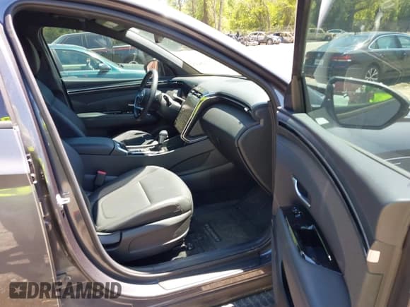 ✅ 2024 Hyundai Tucson XRT • VIN: KM8JF3DE5RU320331 • Lot: 42043282. Wystawiony na IAAI z przebiegiem 14 358 mil. Bezpłatny archiwum sprzedaży aukcyjnych z USA i szczegółowy raport historii pojazdu na DreamBid. Zdjęcie 5.