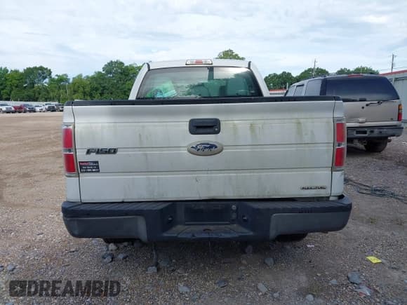 ✅ 2011 Ford F-150 XL • VIN: 1FTEX1CMXBFC21319 • Lot: 42434901. Listed on IAAI with 192,889 mi. Free auction sales archive from the USA and detailed vehicle history report at DreamBid. Image 16.