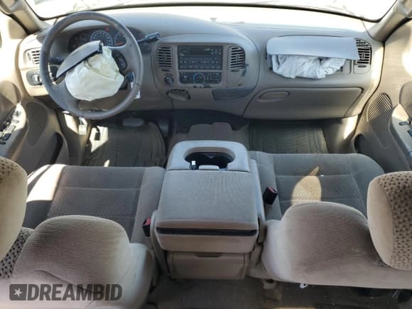 ✅ 2001 Ford F-150 XLT • VIN: 1FTRW08WX1KB37418 • Лот: 60573435. Опубликован ранее на Copart с пробегом 135 131 миль. Бесплатный доступ к архиву аукционных продаж из США и подробный отчёт об истории автомобиля на DreamBid. Изображение 8.