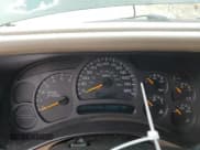 ✅ 2003 Chevrolet Suburban LT • VIN: 1GNFK16ZX3J130048 • Лот: 45000935. Опубликован ранее на Copart с пробегом 322 957 миль. Бесплатный доступ к архиву аукционных продаж из США и подробный отчёт об истории автомобиля на DreamBid. Изображение 9.