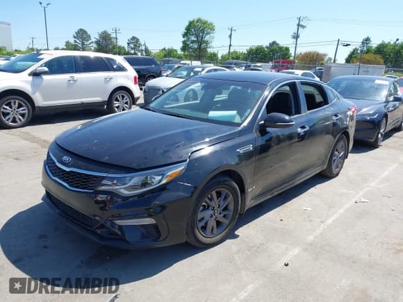 ✅ 2020 Kia Optima SE • VIN: 5XXGT4L32LG401068 • Lot: 42000683. Listed on IAAI with 114,897 mi. Free auction sales archive from the USA and detailed vehicle history report at DreamBid. Image 16.