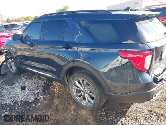 ✅ 2022 Ford Explorer XLT • VIN: 1FMSK8DH0NGB41520 • Лот: 43558557. Опубликован ранее на IAAI с пробегом 52 560 миль. Бесплатный доступ к архиву аукционных продаж из США и подробный отчёт об истории автомобиля на DreamBid. Изображение 3.