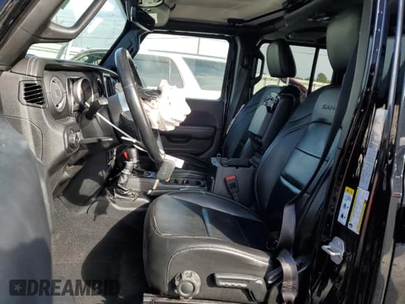 ✅ 2018 Jeep Wrangler Unlimited Sahara • VIN: 1C4HJXEGXJW113144 • Lot: 82977064. Listed on Copart with Not provided. Free auction sales archive from the USA and detailed vehicle history report at DreamBid. Image 7.