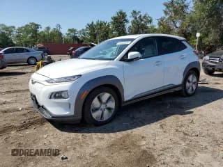 ✅ 2021 Hyundai Kona Ultimate • VIN: KM8K53AG1MU117510 • Лот: 81103525. Опубликован ранее на Copart с пробегом 47 374 миль. Бесплатный доступ к архиву аукционных продаж из США и подробный отчёт об истории автомобиля на DreamBid. Изображение 1.