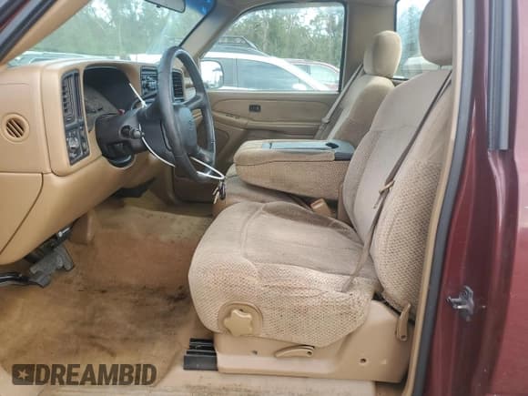 ✅ 1999 Chevrolet Silverado 1500 • VIN: 1GCEC14V4XZ163801 • Лот: 79357634. Опубликован ранее на Copart с пробегом Не указан. Бесплатный доступ к архиву аукционных продаж из США и подробный отчёт об истории автомобиля на DreamBid. Изображение 7.