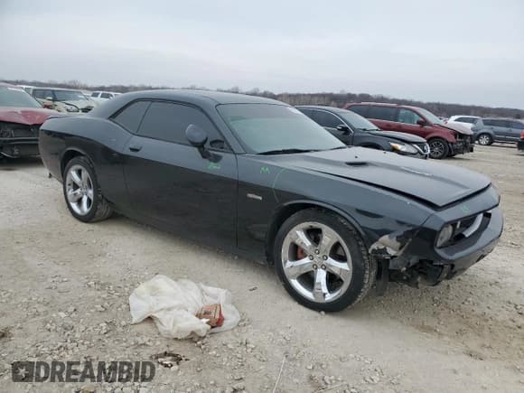 ✅ 2014 Dodge Challenger SXT • VIN: 2C3CDYAG7EH310942 • Lot: 86285274. Wystawiony na Copart z przebiegiem 87 800 mil. Bezpłatny archiwum sprzedaży aukcyjnych z USA i szczegółowy raport historii pojazdu na DreamBid. Zdjęcie 4.