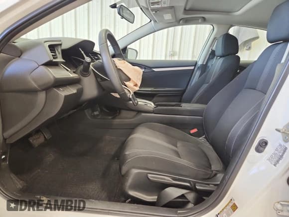 ✅ 2018 Honda Civic EX • VIN: 19XFC2F72JE012306 • Lot: 91006615. Wystawiony na Copart z przebiegiem 61 918 mil. Bezpłatny archiwum sprzedaży aukcyjnych z USA i szczegółowy raport historii pojazdu na DreamBid. Zdjęcie 7.