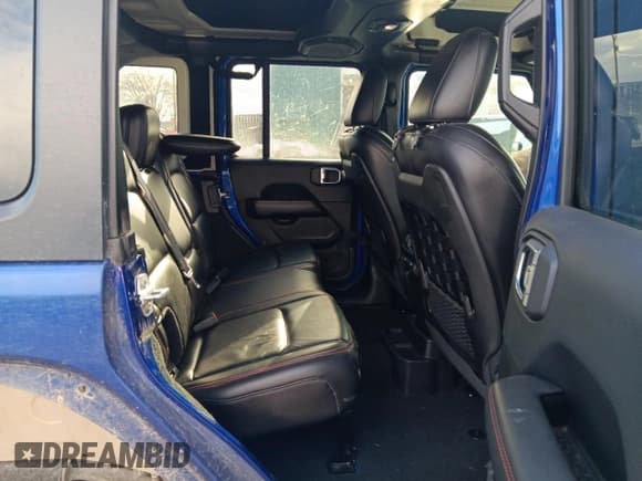 ✅ 2018 Jeep Wrangler Unlimited Rubicon • VIN: 1C4HJXFG1JW312467 • Lot: 85764755. Listed on Copart with 29,339 mi. Free auction sales archive from the USA and detailed vehicle history report at DreamBid. Image 10.