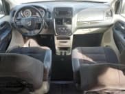 ✅ 2017 Dodge Grand Caravan SE • VIN: 2C4RDGBG4HR568333 • Lot: 87110755. Wystawiony na Copart z przebiegiem 44 203 mil. Bezpłatny archiwum sprzedaży aukcyjnych z USA i szczegółowy raport historii pojazdu na DreamBid. Zdjęcie 8.