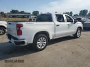 ✅ 2019 Chevrolet Silverado 1500 Custom • VIN: 1GCUYBEF7KZ199274 • Lot: 80450665. Wystawiony na Copart z przebiegiem 137 436 mil. Bezpłatny archiwum sprzedaży aukcyjnych z USA i szczegółowy raport historii pojazdu na DreamBid. Zdjęcie 3.