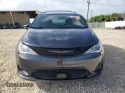 ✅ 2020 Chrysler Pacifica Launch Edition • VIN: 2C4RC3BG4LR288335 • Lot: 70635005. Listed on Copart with 60,443 mi. Free auction sales archive from the USA and detailed vehicle history report at DreamBid. Image 5.