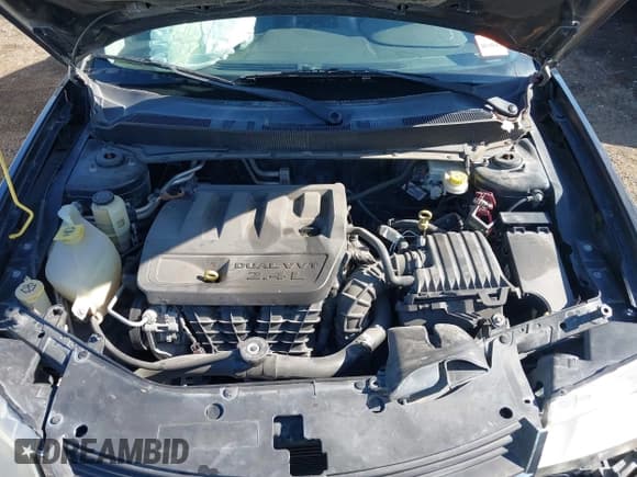 ✅ 2010 Dodge Avenger R/T • VIN: 1B3CC5FBXAN134594 • Lot: 41403202. Wystawiony na IAAI z przebiegiem 190 190 mil. Bezpłatny archiwum sprzedaży aukcyjnych z USA i szczegółowy raport historii pojazdu na DreamBid. Zdjęcie 10.