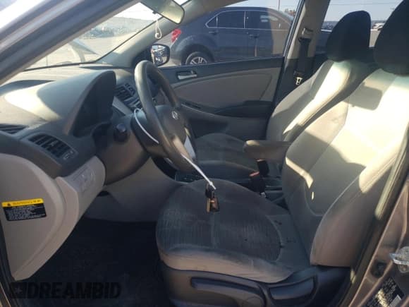 ✅ 2015 Hyundai Accent GLS • VIN: KMHCT4AE1FU896117 • Лот: 64681003. Опубликован ранее на Copart с пробегом 155 941 миль. Бесплатный доступ к архиву аукционных продаж из США и подробный отчёт об истории автомобиля на DreamBid. Изображение 7.