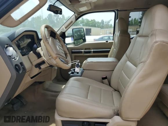 ✅ 2008 Ford F-250 XL • VIN: 1FTSX21R48EB90848 • Lot: 54005595. Listed on Copart with 243,445 mi. Free auction sales archive from the USA and detailed vehicle history report at DreamBid. Image 7.