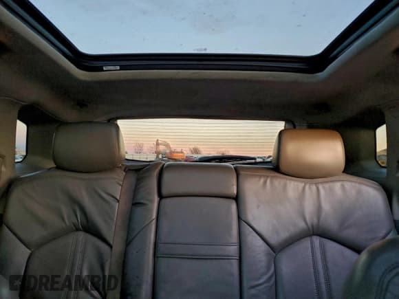 ✅ 2010 Cadillac SRX Luxury Collection • VIN: 3GYFNDEY8AS564467 • Lot: 94661835. Listed on Copart with 184,800 mi. Free auction sales archive from the USA and detailed vehicle history report at DreamBid. Image 10.