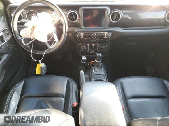 ✅ 2021 Jeep Wrangler Unlimited Sahara Altitude • VIN: 1C4HJXEMXMW598363 • Лот: 90282415. Опубликован ранее на Copart с пробегом Не указан. Бесплатный доступ к архиву аукционных продаж из США и подробный отчёт об истории автомобиля на DreamBid. Изображение 8.