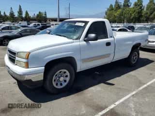 ✅ 2006 Chevrolet Silverado 1500 Work Truck • VIN: 3GCEK14Z16G198106 • Lot: 68331134. Wystawiony na Copart z przebiegiem 197 064 mil mil. Skorzystaj z bezpłatnego archiwum sprzedaży aukcyjnych z USA i zobacz szczegółowy raport historii pojazdu na DreamBid. Zdjęcie 1.